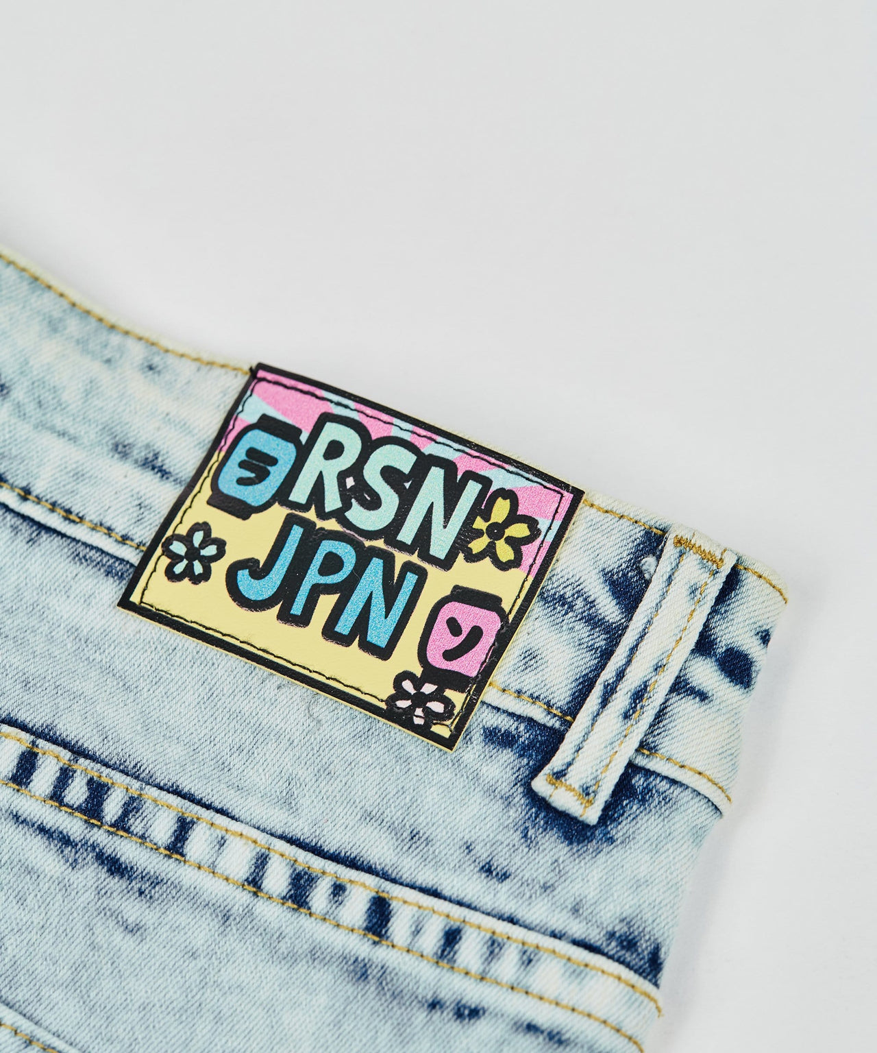 Neo World Jeans