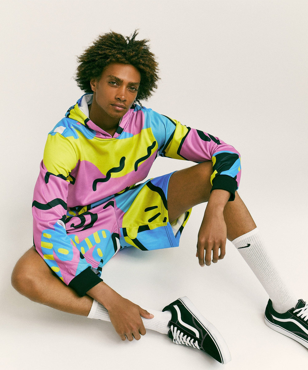 Relax Hood And Shorts Set