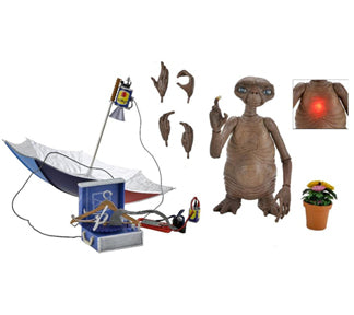 ULTIMATE DELUXE E.T. w/LED CHEST AND PHONE HOME COMMUNICATOR 7in SCALE ACTION FIGURE
