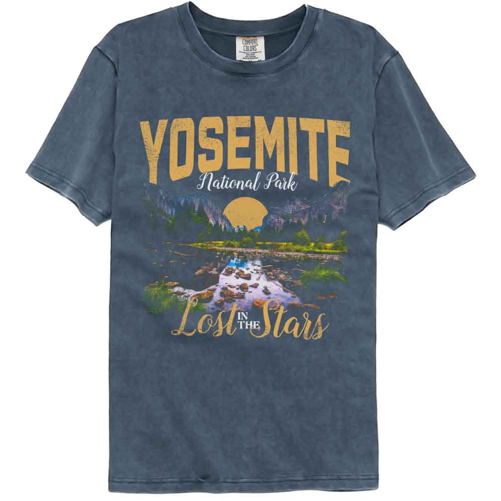 Lantern Press - Yosemite Lost In Stars Comfort Color T-Shirt