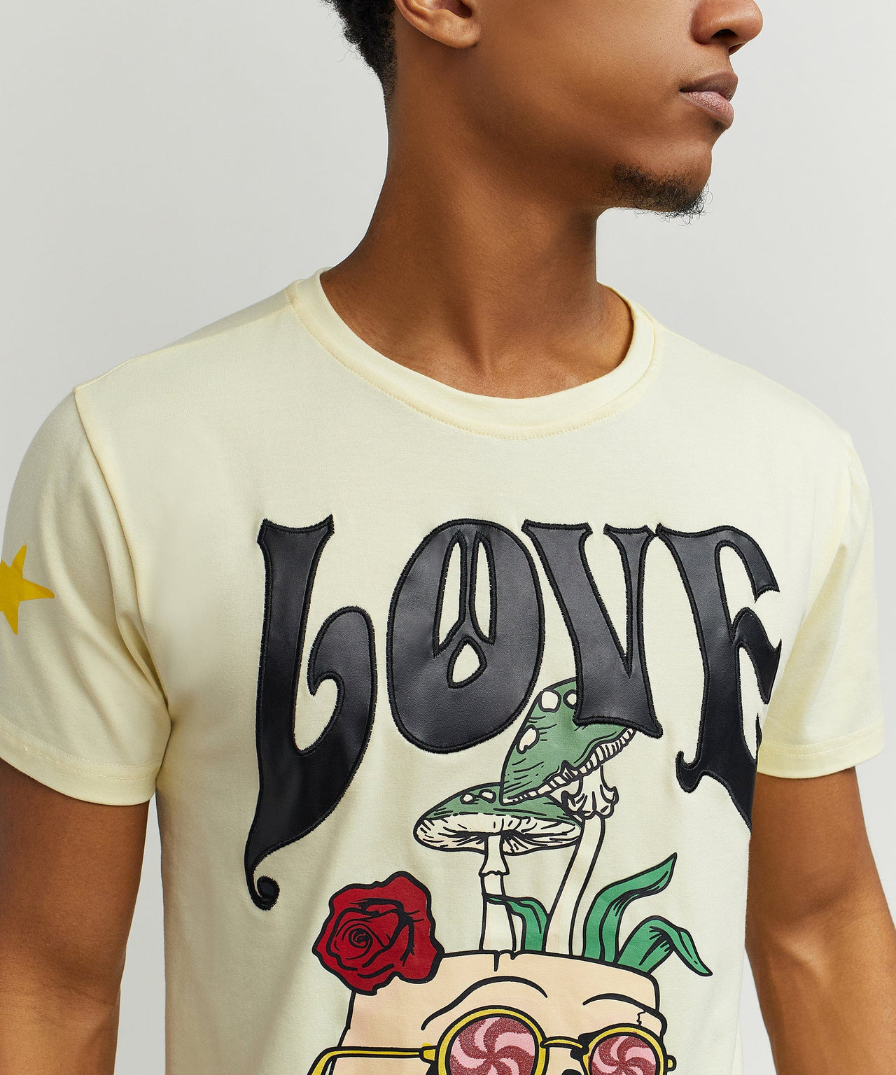 Love T-Shirt