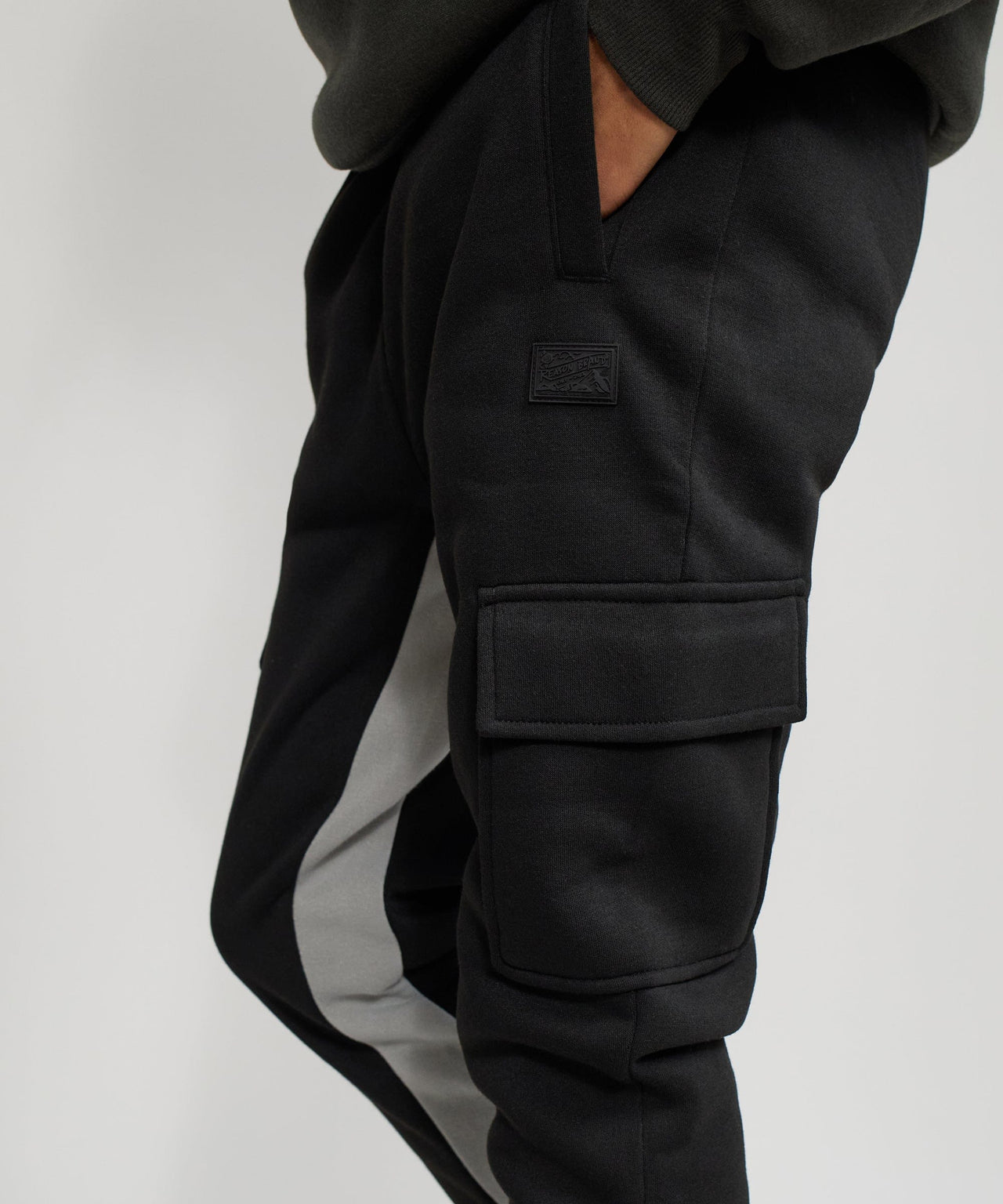 Stacked Fleece Sweatpant - Black