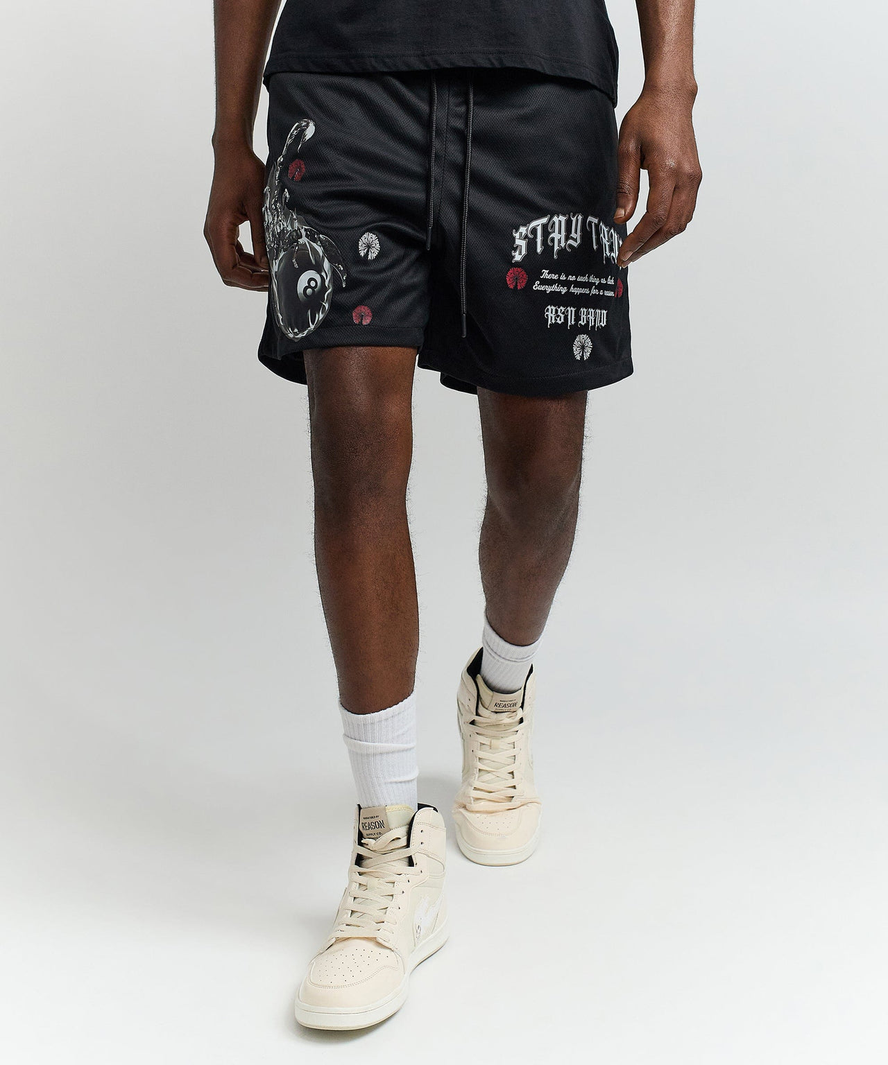 Stay True Short - Black