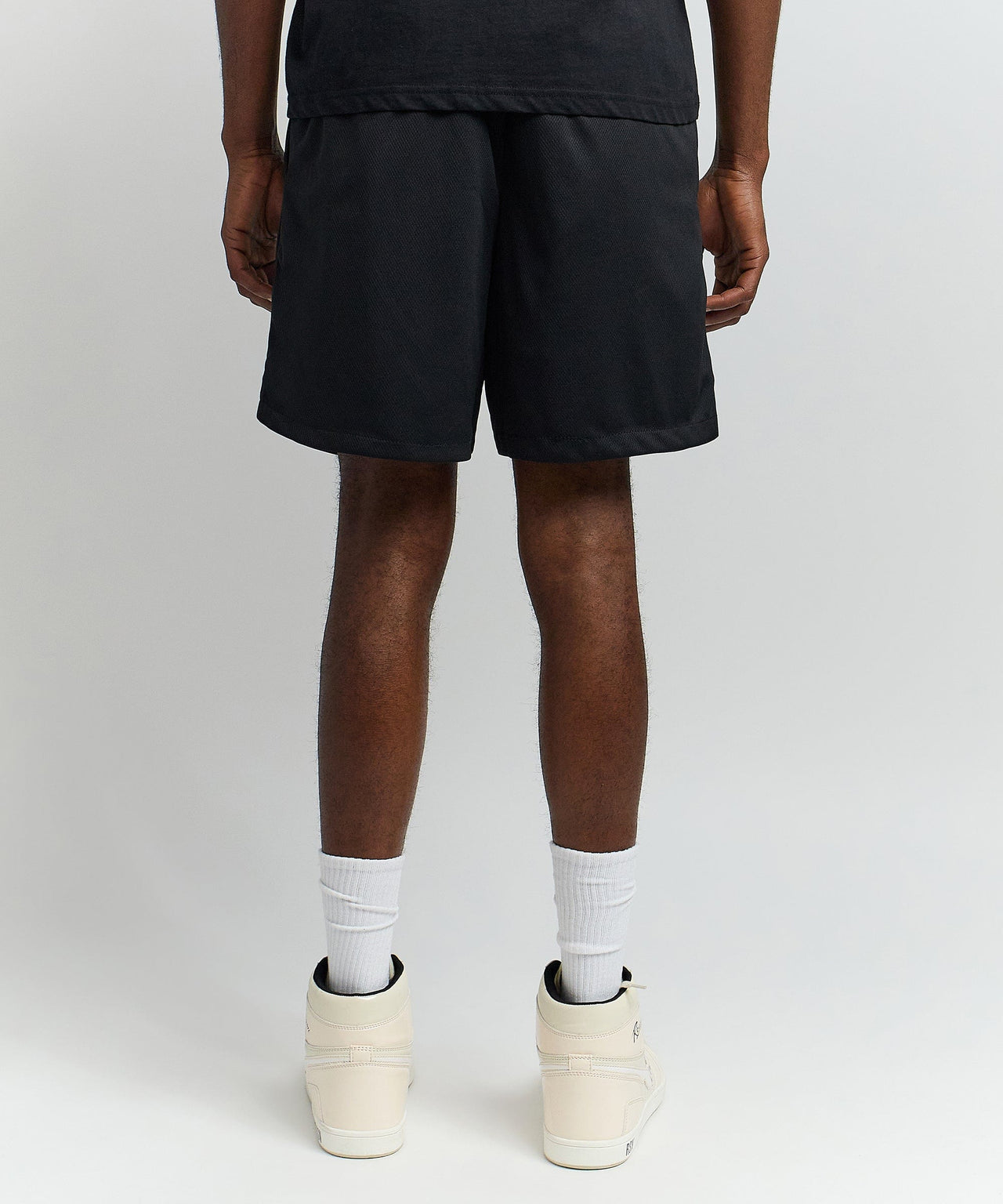 Stay True Short - Black